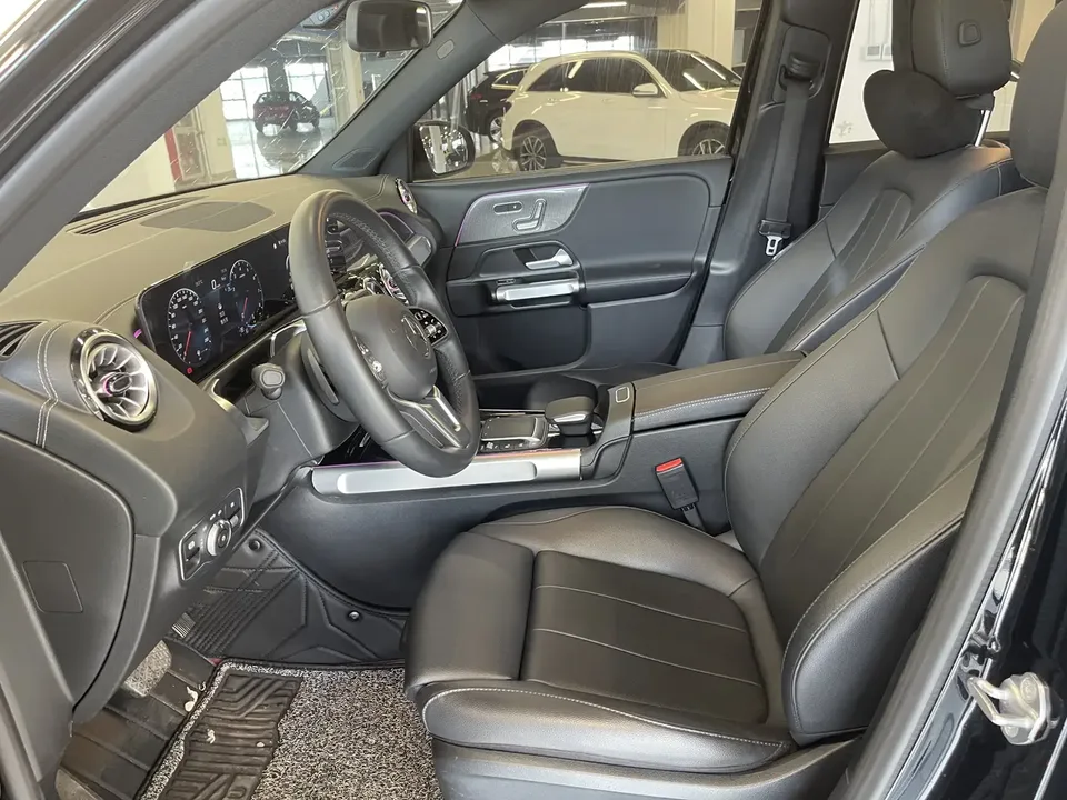 Mercedes-Benz GLB-Class Mercedes-Benz GLB 2023 GLB 220 Fashion Edition 2023 — миниатюра 5