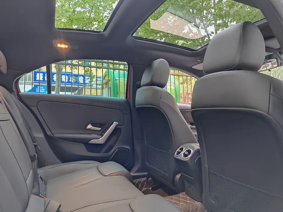 Mercedes-Benz Mercedes Benz A Class Mercedes-Benz A-Class 2022 A 200 L sports sedan dynamic version 2022 — миниатюра 3