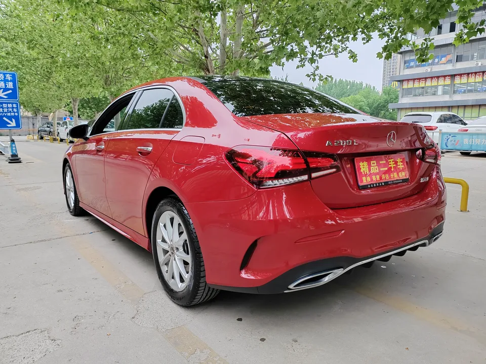 Mercedes-Benz Mercedes Benz A Class Mercedes-Benz A-Class 2022 A 200 L sports sedan dynamic version 2022 — миниатюра 4