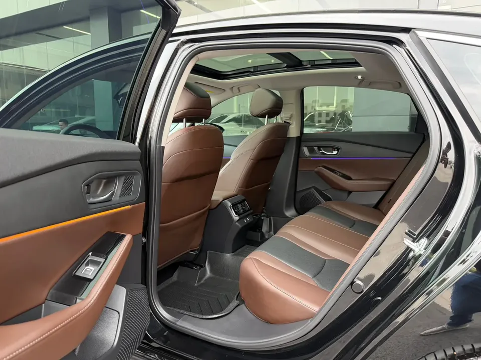 Honda Inspire Insignia 260TURBO Fine Edition 2024 — миниатюра 3