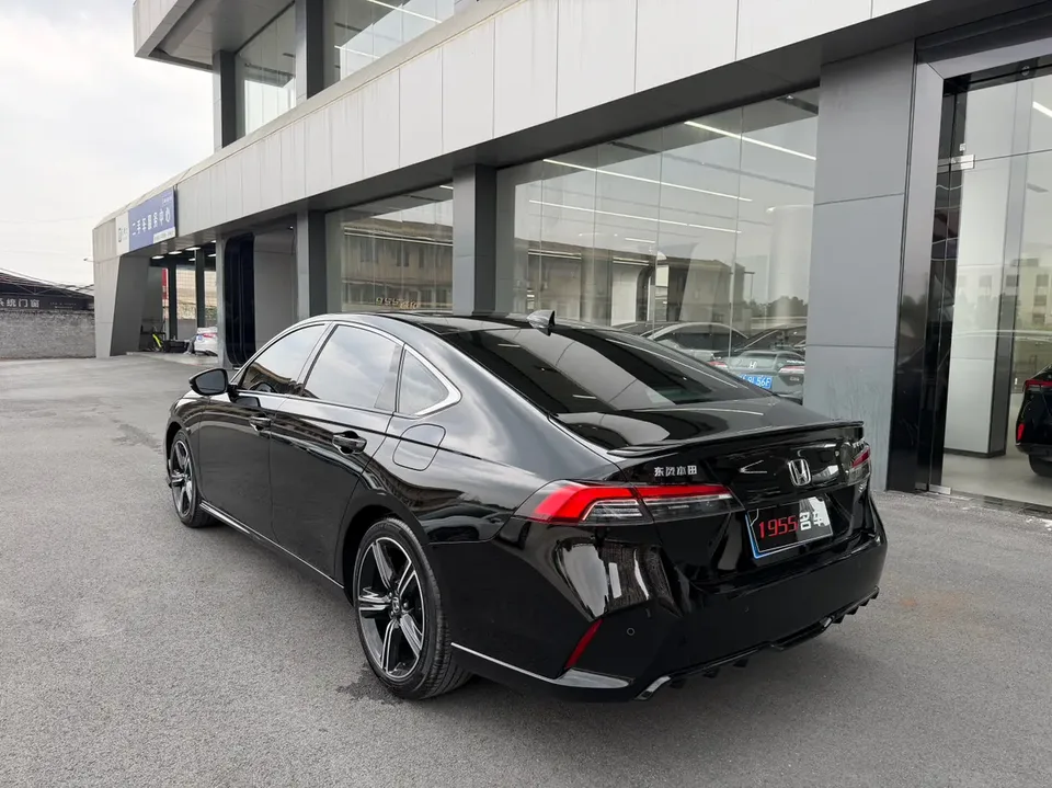Honda Inspire Insignia 260TURBO Fine Edition 2024 — миниатюра 4