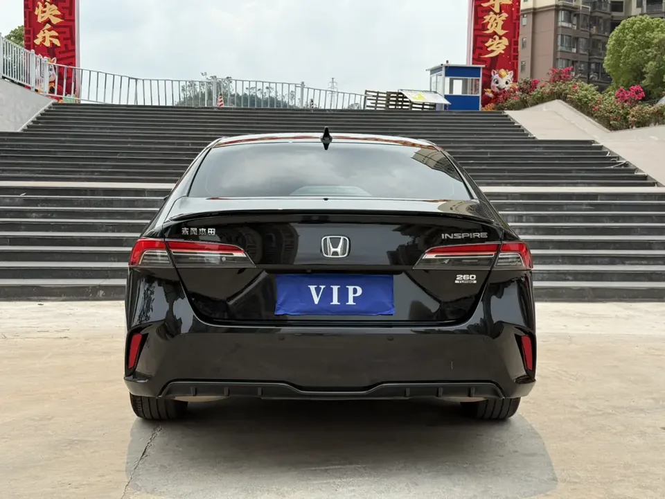 Honda Inspire Insignia 260TURBO Elegant Edition 2024 — миниатюра 2