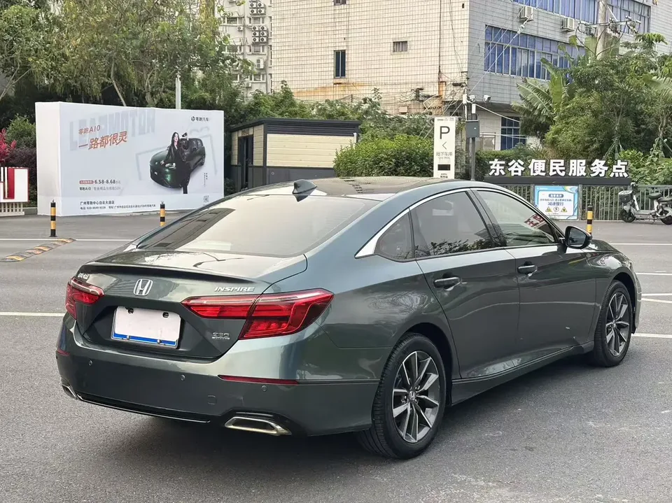 Honda Inspire Inship 2022 260TURBO Exquisite Edition 2022 — миниатюра 2