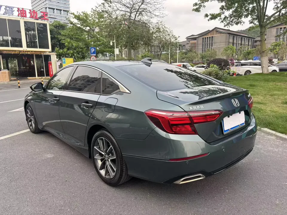 Honda Inspire Inship 2022 260TURBO Exquisite Edition 2022 — миниатюра 4