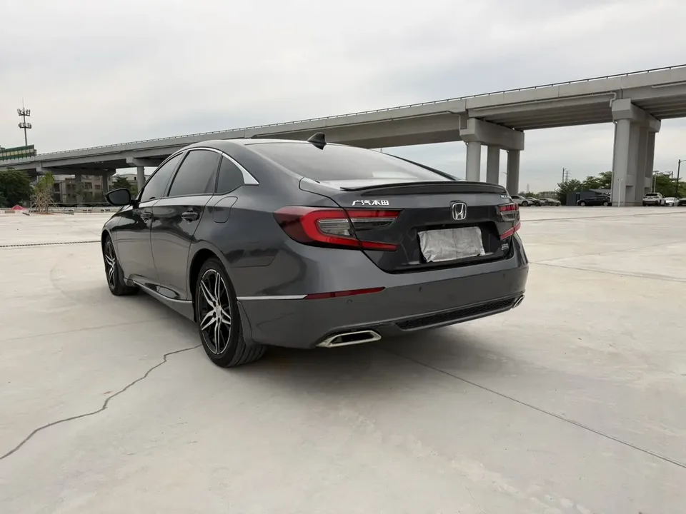 Honda Accord 2022 Accord 260TURBO Fantasy Night Premium Edition 2022 — миниатюра 2