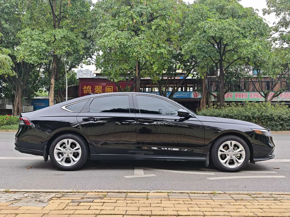 Honda Accord Rui T 260TURBO Deluxe Edition 2024 — миниатюра 5