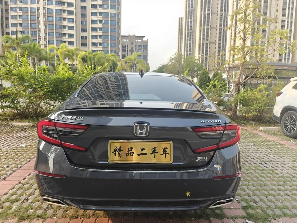 Honda Accord 2022 Accord 260TURBO Fantasy Night Premium Edition 2022 — миниатюра 2