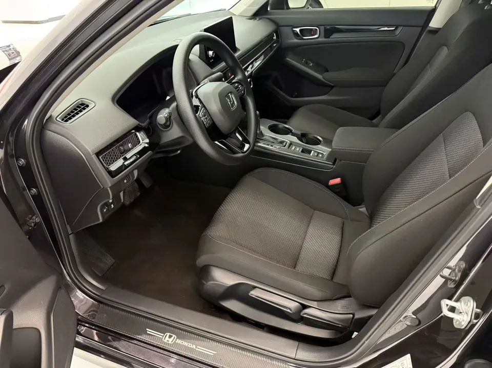 Honda Integra 240TURBO CVT Leading Edition 2023 — миниатюра 5