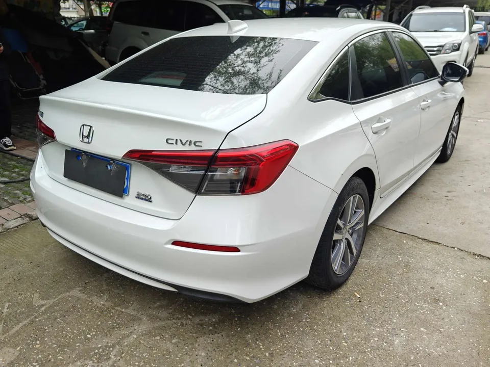 Honda CIVIC 2022 Civic 240TURBO CVT Dynamic Edition 2022 — миниатюра 4