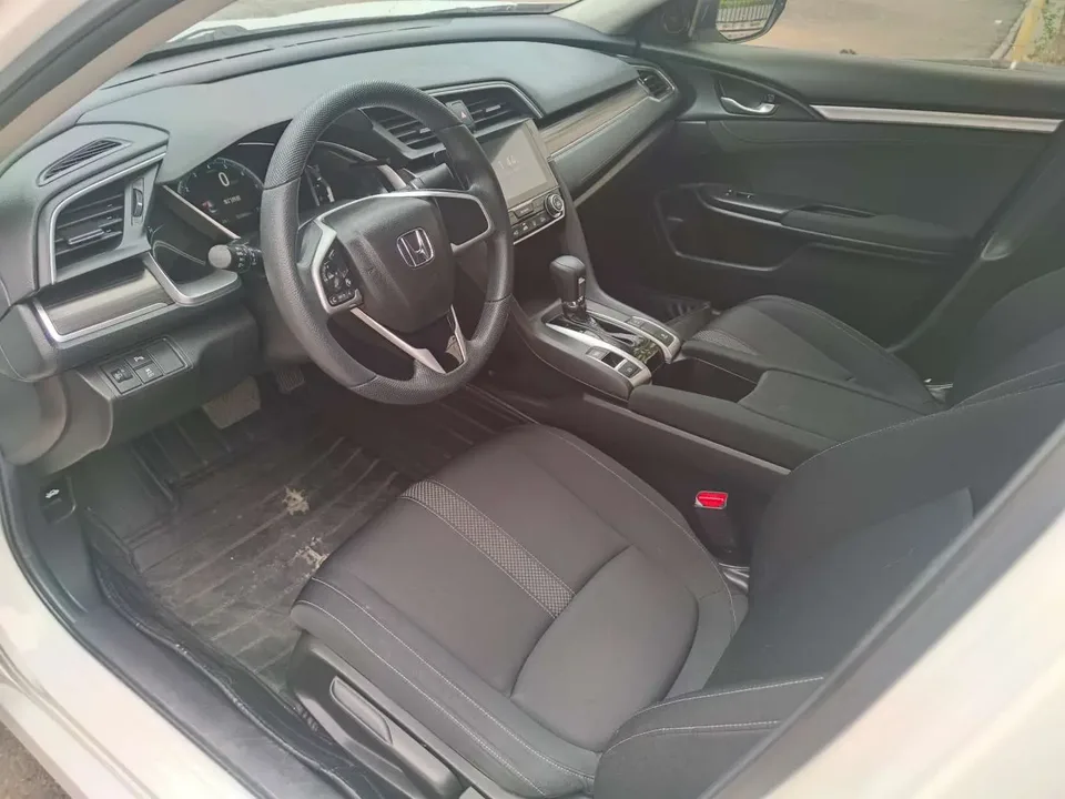 Honda CIVIC 220TURBO CVT Dynamic Edition National VI 2022 — миниатюра 4