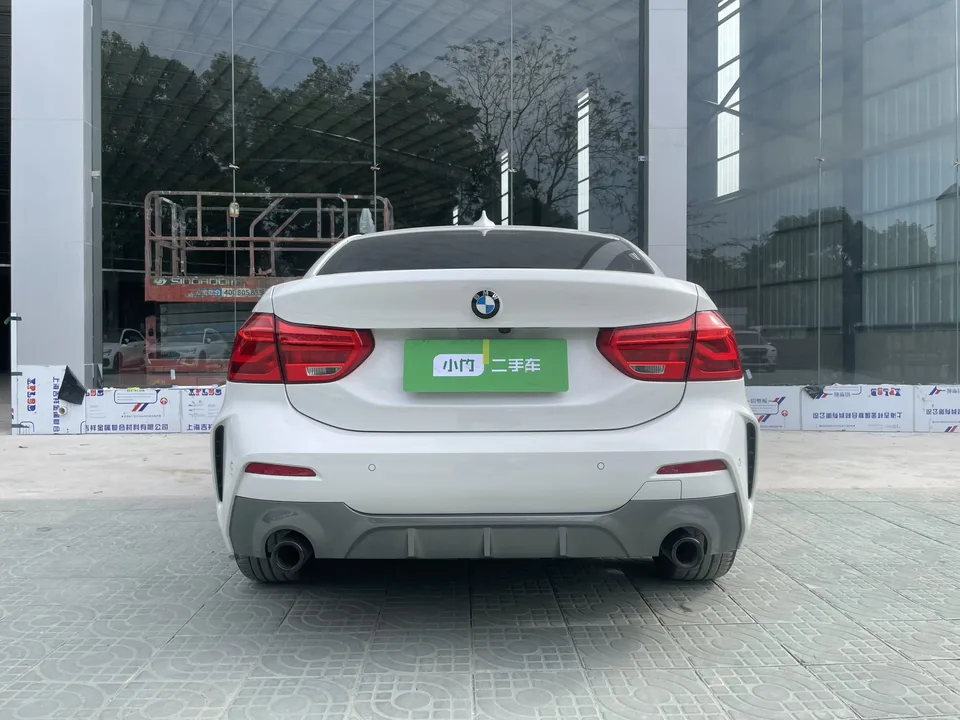 BMW 1 Series BMW 1 Series 2021 120i M Sport Night Edition 2022 — миниатюра 2