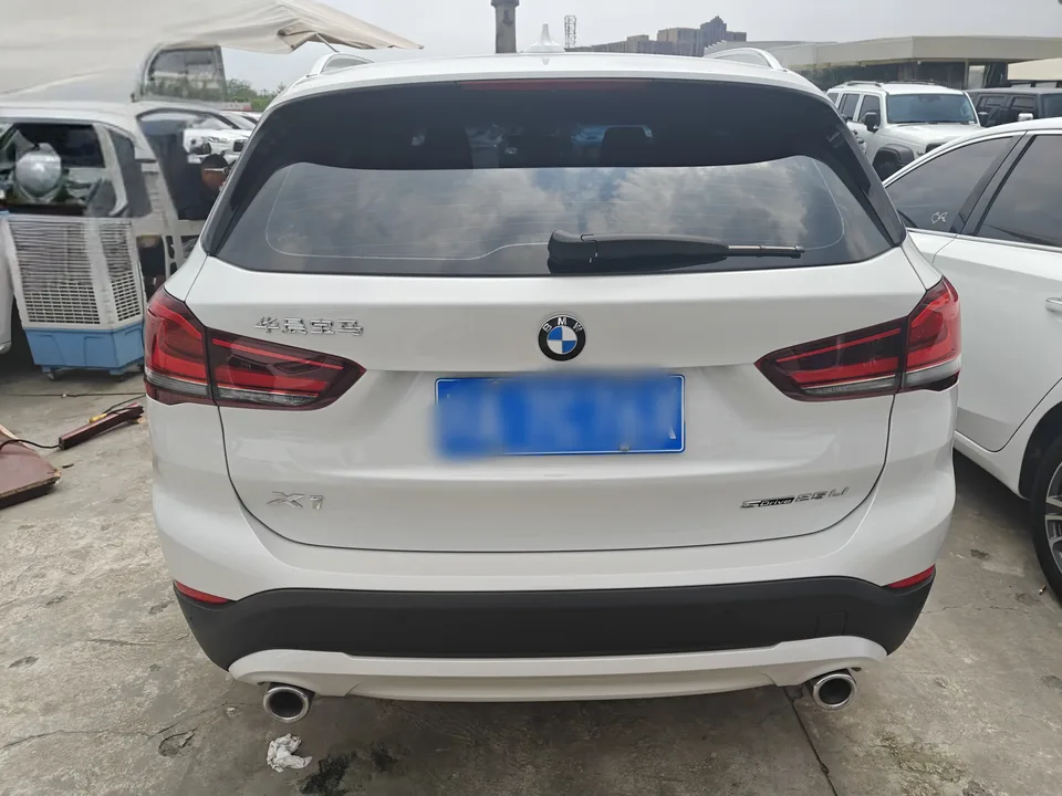 BMW X1 X1 2022 BMW X1 2022 xDrive25Li Exclusive Model 2023 — thumbnail 2