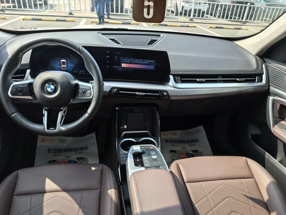 BMW X1 BMW X1 2025 sDrive25Li M Sport Package 2025 — thumbnail 5