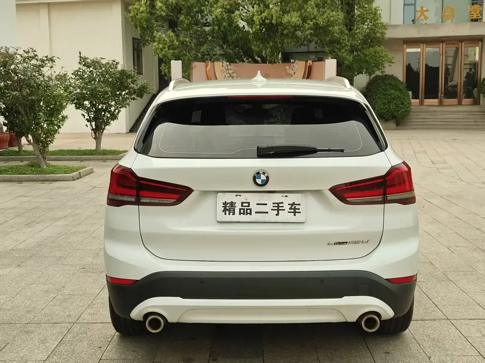 BMW X1 BMW X1 2022 sDrive25Li Leading Edition 2022 — миниатюра 2