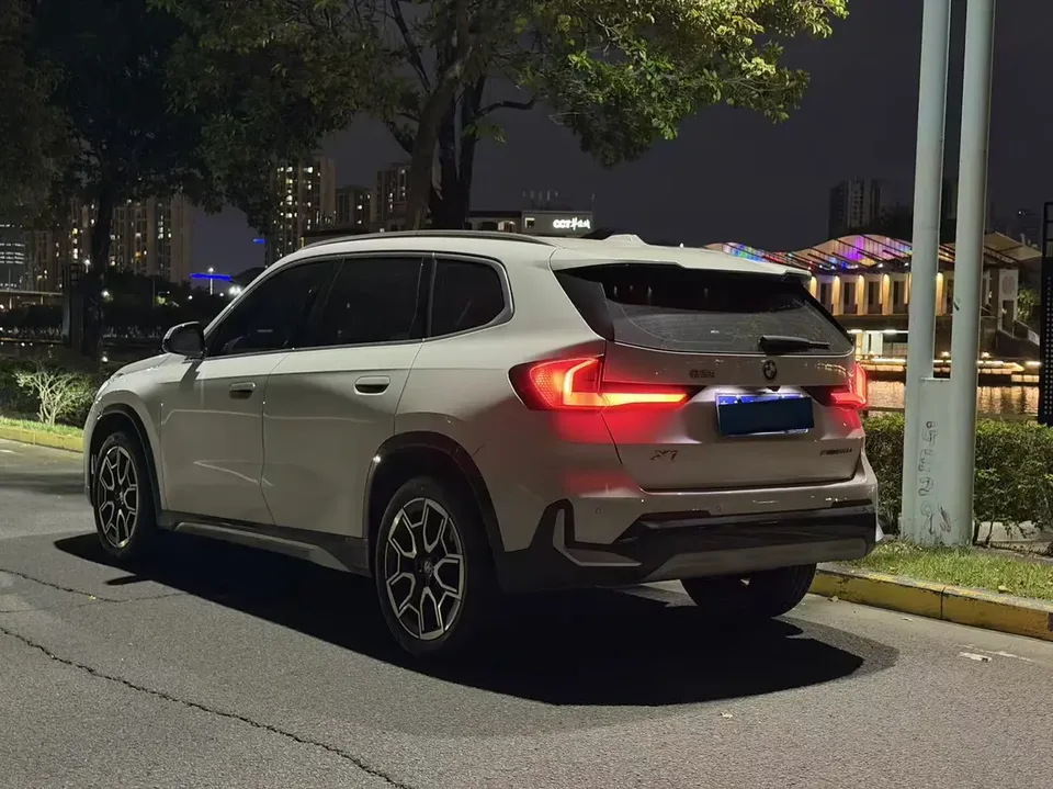 BMW X1 X1 2023 sDrive25Li X Design Package 2024 — thumbnail 2
