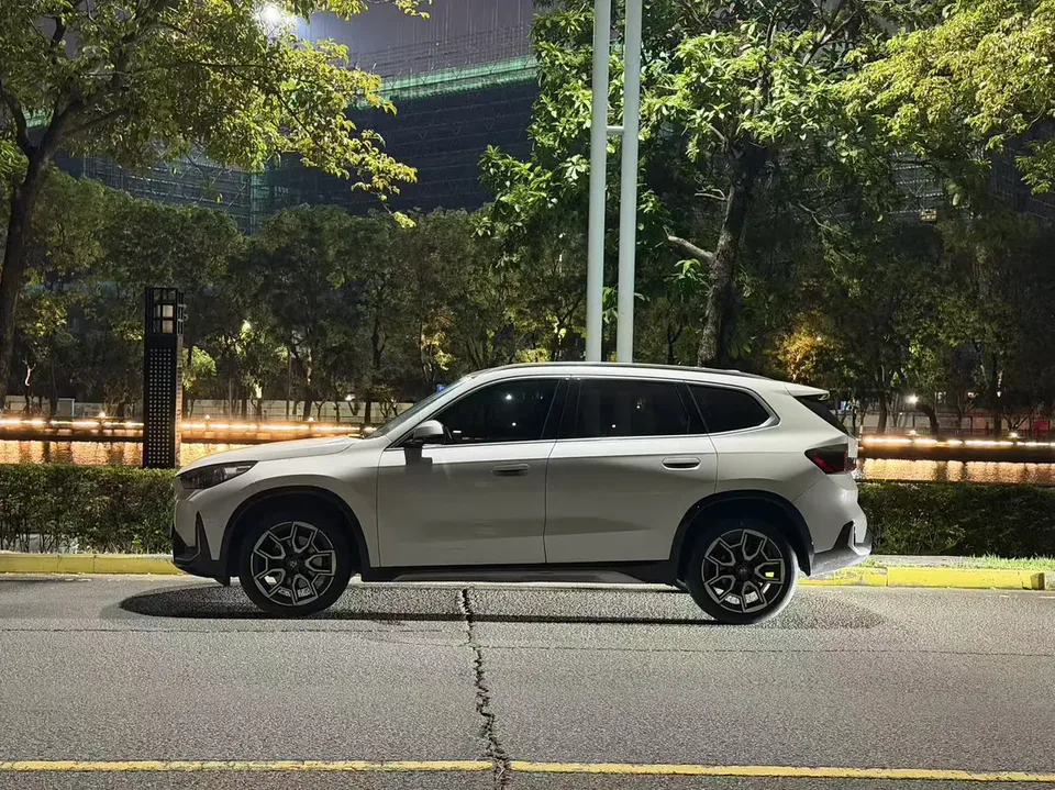 BMW X1 X1 2023 sDrive25Li X Design Package 2024 — thumbnail 4
