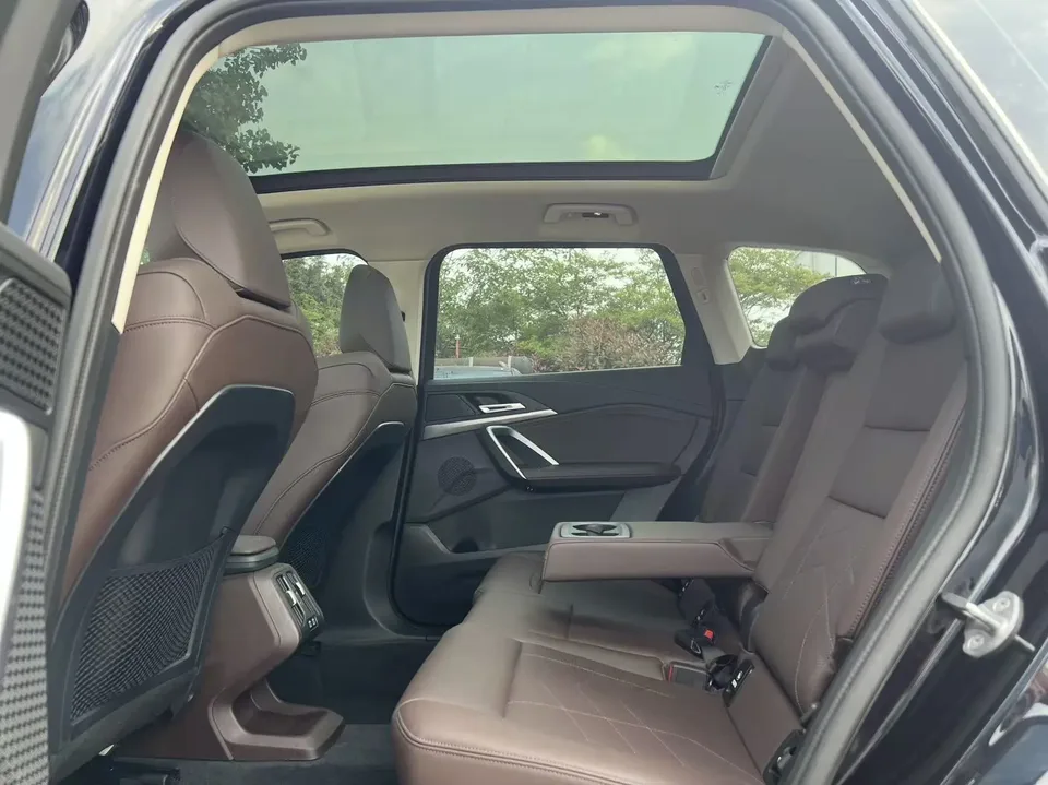 BMW X1 X1 2023 sDrive25Li X Design Package 2024 — миниатюра 3