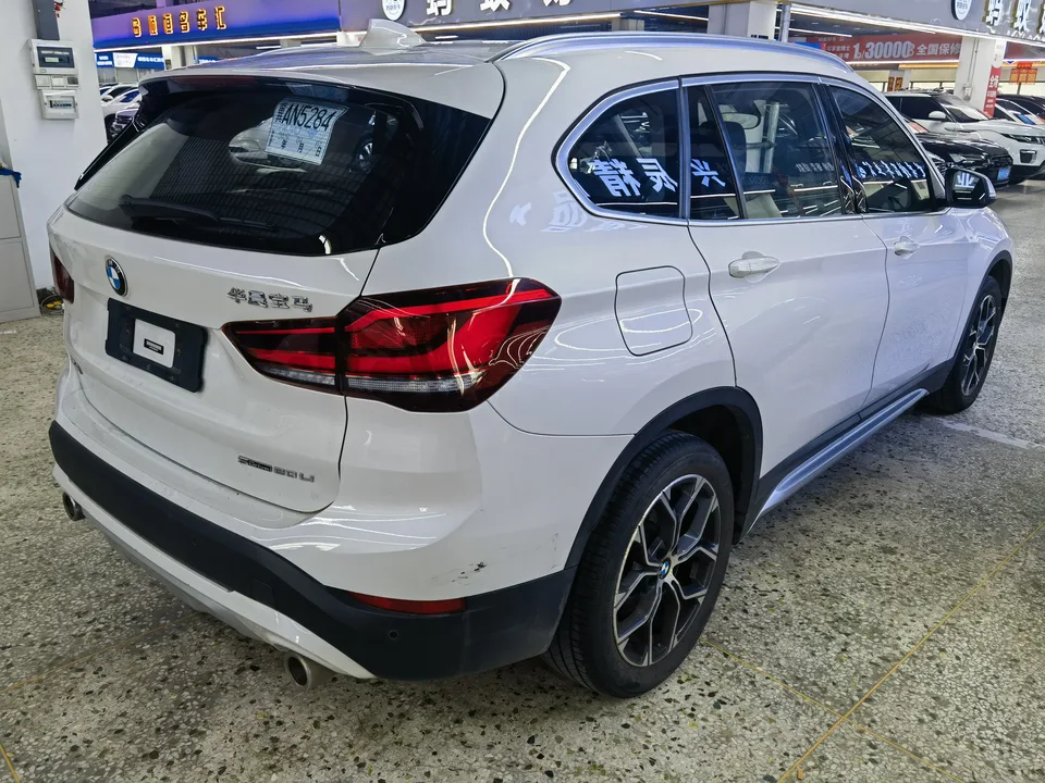 BMW X1 BMW X1 2022 sDrive20Li Premium 2022 — thumbnail 2