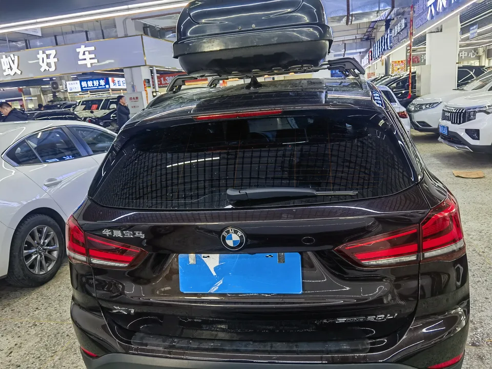 BMW X1 BMW X1 2020 sDrive20Li Fashion Edition 2022 — миниатюра 2