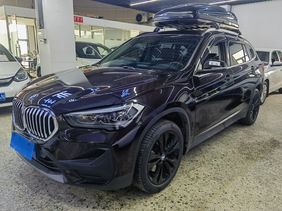 BMW X1 BMW X1 2020 sDrive20Li Fashion Edition 2022 — фото 1, купить с доставкой в Москву