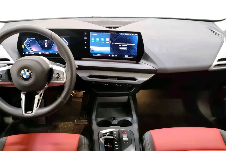 BMW 2 Series 225L M Sports Package 2025 — миниатюра 5