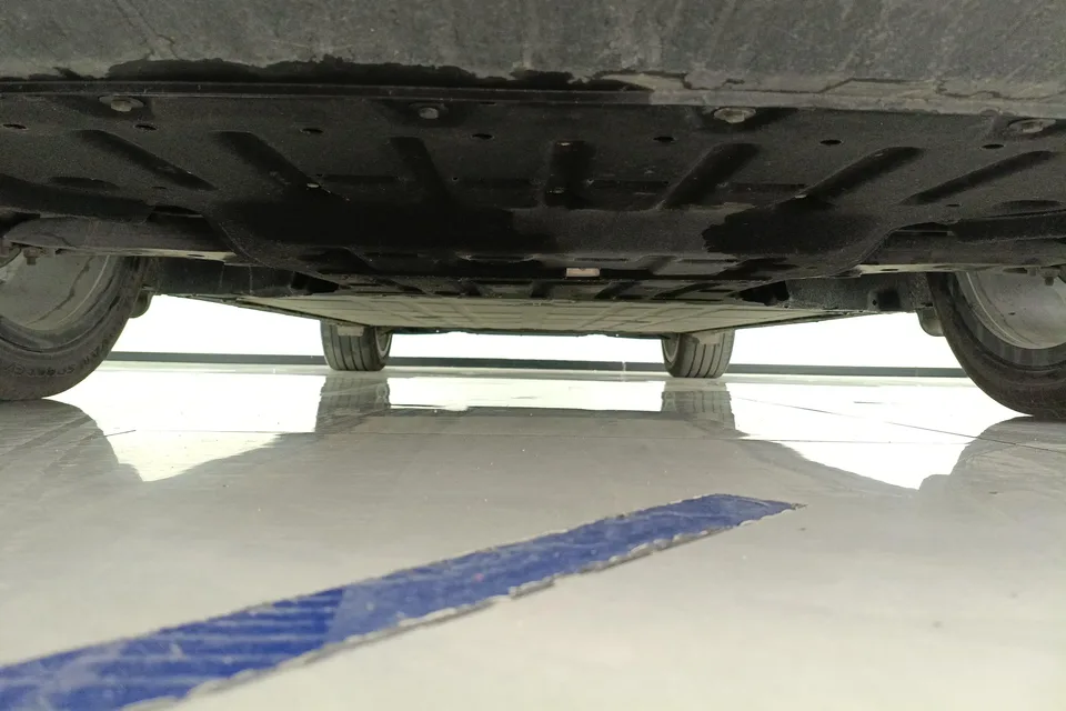 Leapmotor Zero running C10 Pure Electric 530 Comfort Edition 2025 — миниатюра 4