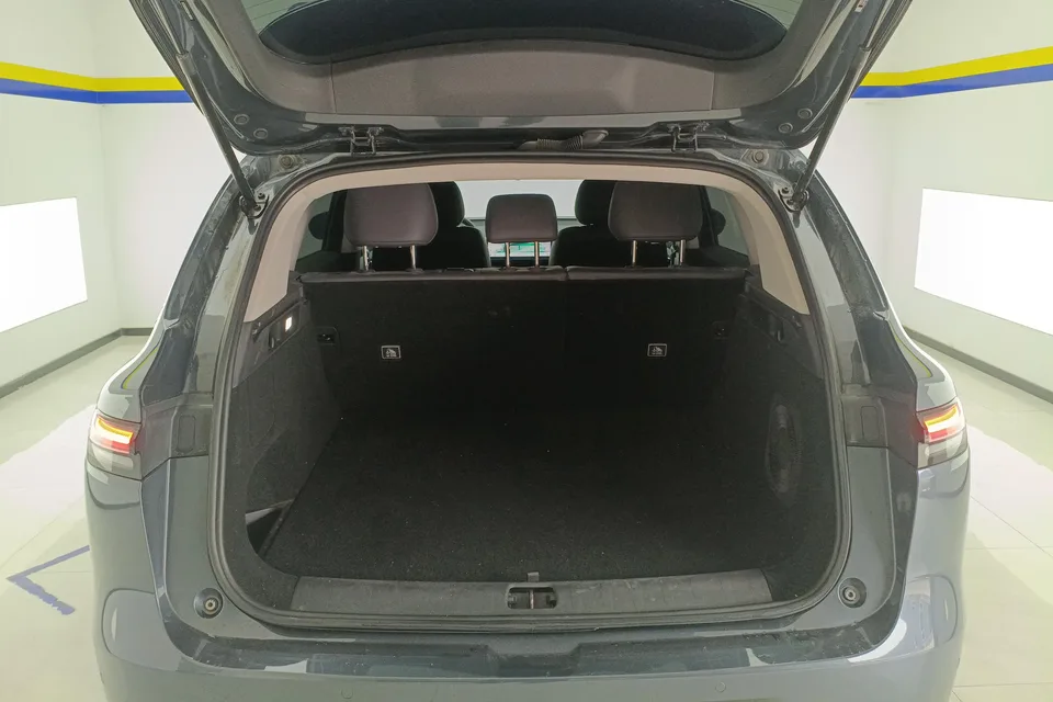 Leapmotor Zero running C10 Pure Electric 530 Comfort Edition 2025 — миниатюра 5