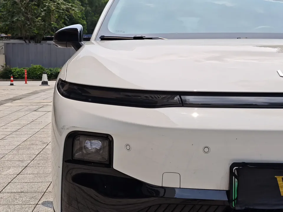 Leapmotor Leap running B01 650 Enjoy Edition 2025 — миниатюра 3
