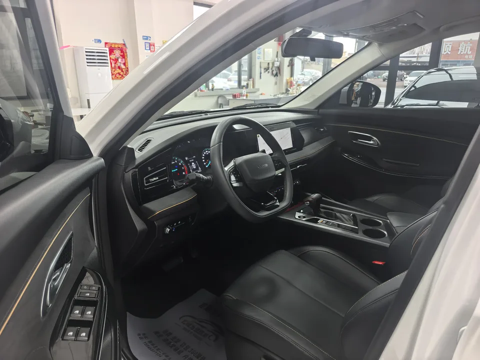 Oshan Changan Auchan X7 PLUS Changan Auchan X7 PLUS 2023 Enjoy Edition 1.5T Automatic Intelligent Enjoyment 2023 — thumbnail 3
