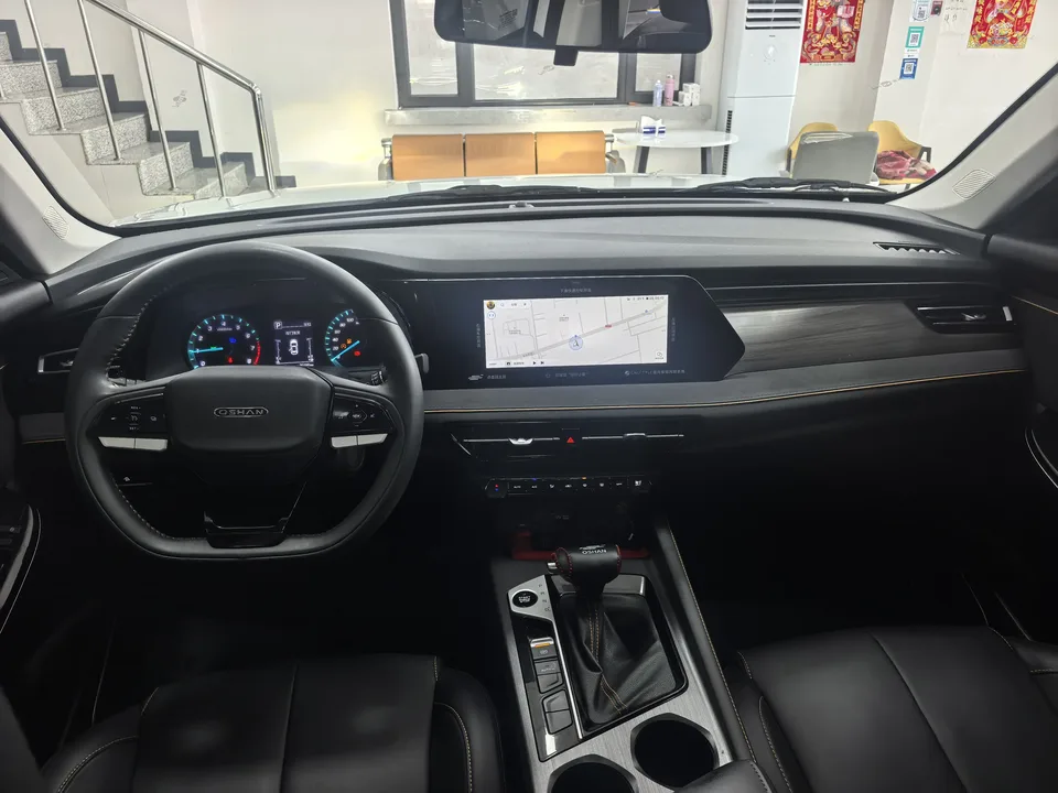 Oshan Changan Auchan X7 PLUS Changan Auchan X7 PLUS 2023 Enjoy Edition 1.5T Automatic Intelligent Enjoyment 2023 — thumbnail 5