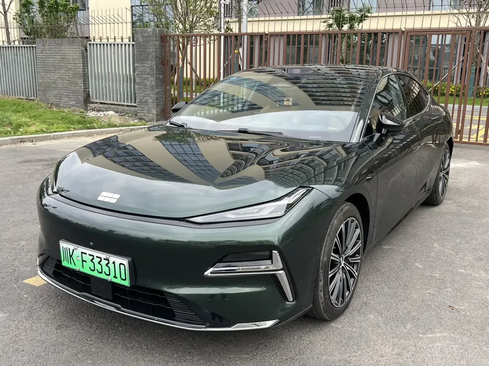 Geely Galaxy Star 8 PHEV 2025