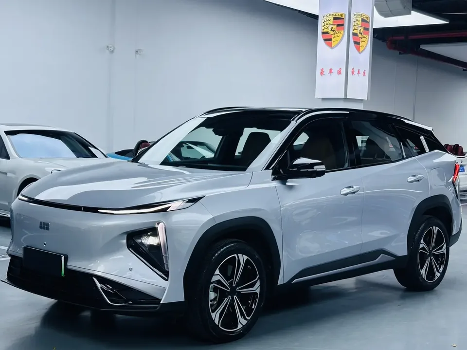 Geely Galaxy L7 2025