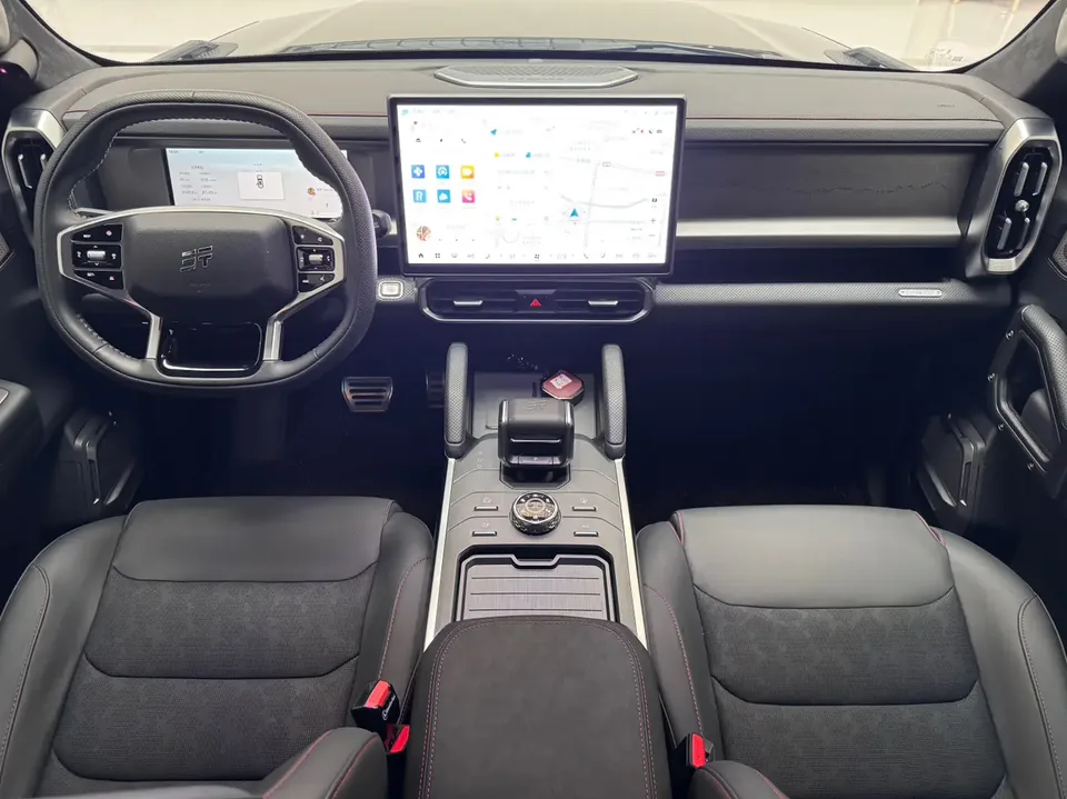 Jetour Jet Traveler 2.0TD 4WD Crossing PRO+ Entertainment Edition 2025 — миниатюра 3