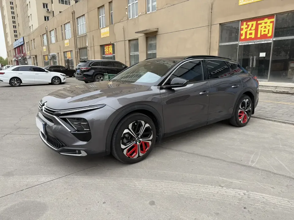 Citroen Versailles C5 X 2022