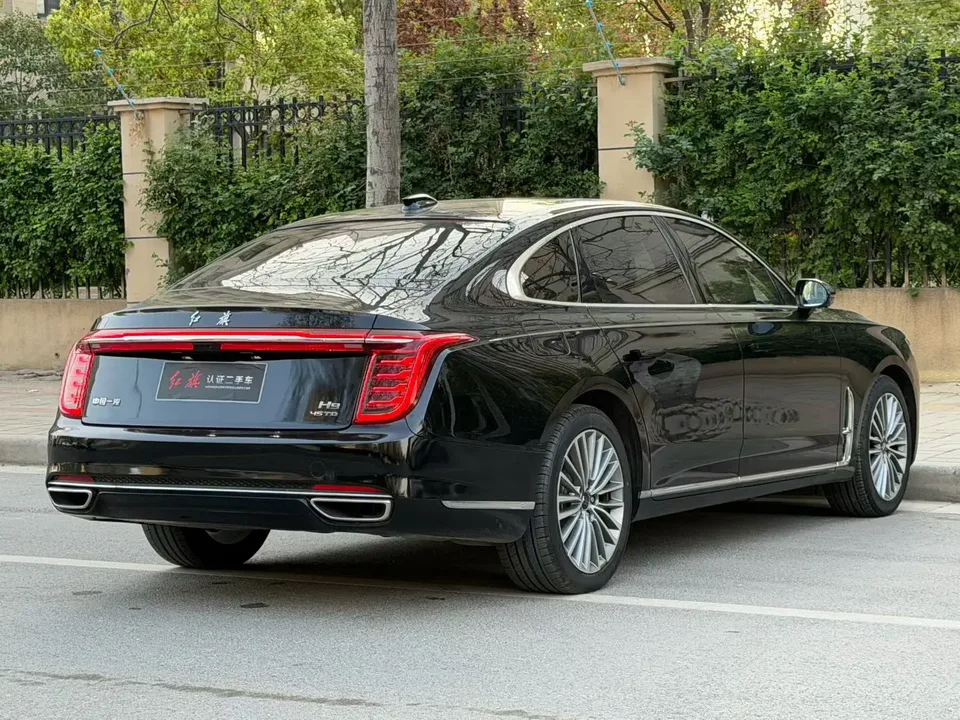 Hongqi H9 2.0T Intelligent Connection Flagship Edition 2023 — миниатюра 2