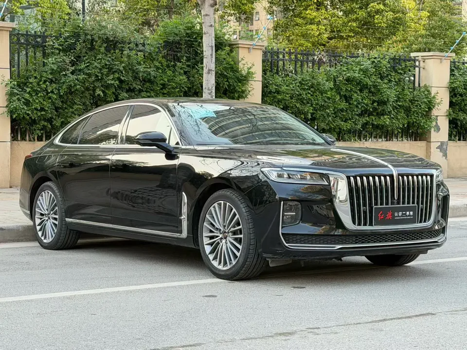 Hongqi H9 2.0T Intelligent Connection Flagship Edition 2023 — миниатюра 3