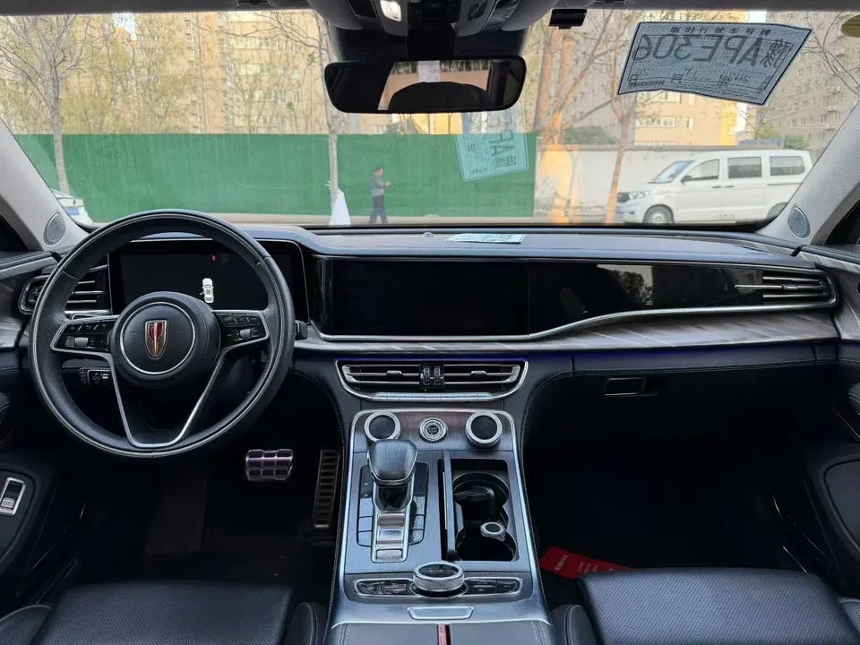 Hongqi H9 2.0T Intelligent Connection Flagship Edition 2023 — миниатюра 4