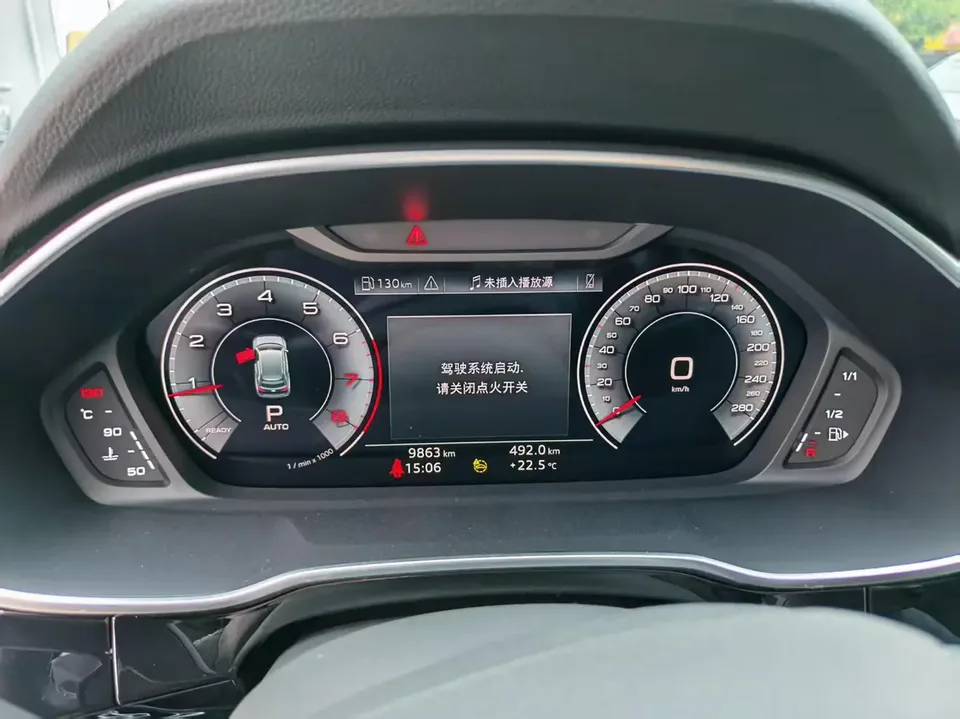 Audi Q3 Audi Q3 2024 40 TFSI Fashion Dynamic Edition 2024 — миниатюра 3