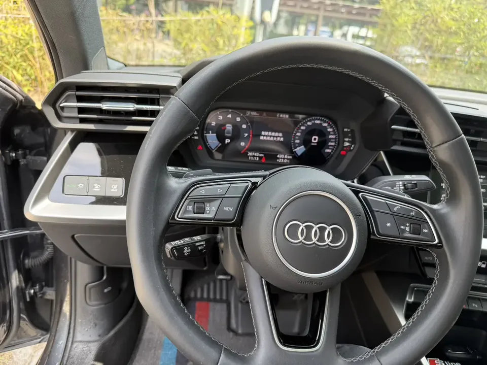 Audi A3 facelift A3L Limousine 35 TFSI stylish and sporty 2023 — миниатюра 4
