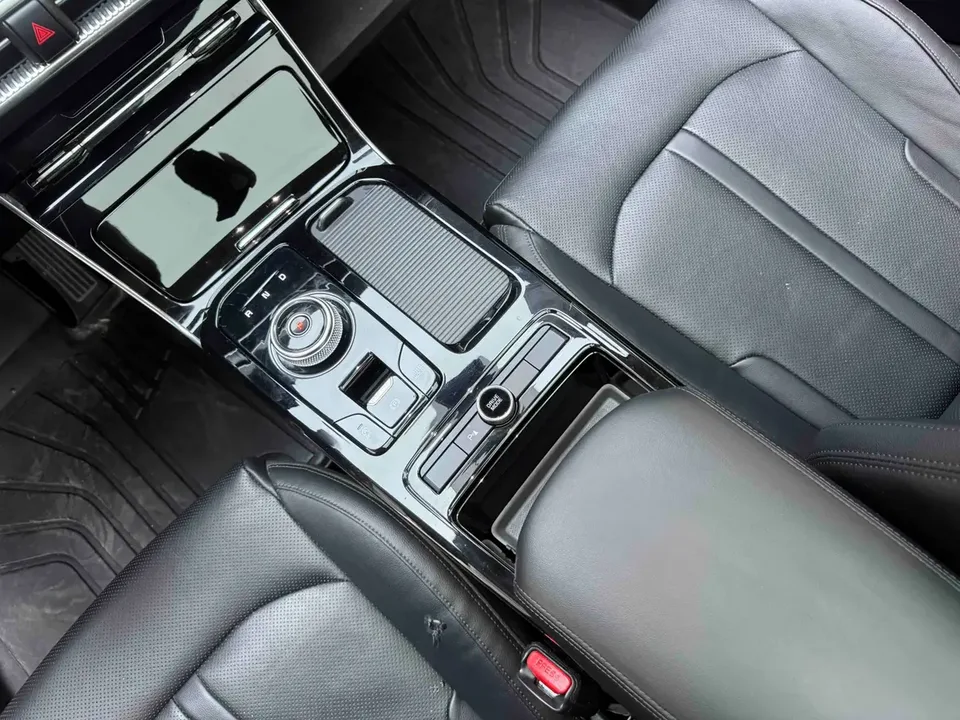 Kia K5 380T GT-Line New Edition 2023 — миниатюра 3