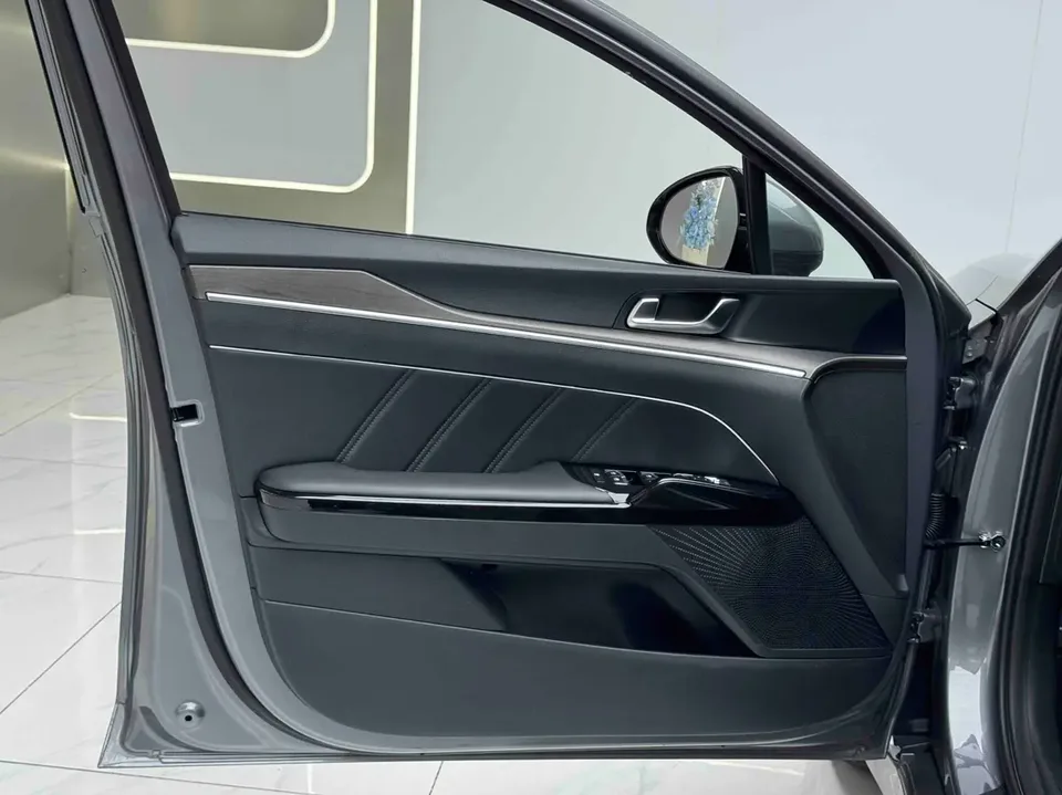 Kia K5 380T GT-Line New Edition 2023 — миниатюра 5