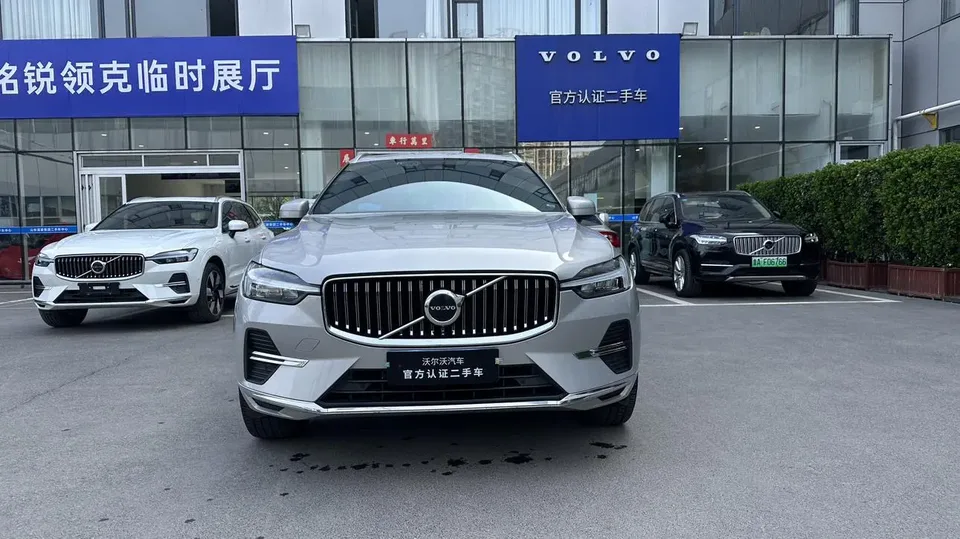 Volvo XC60 2022