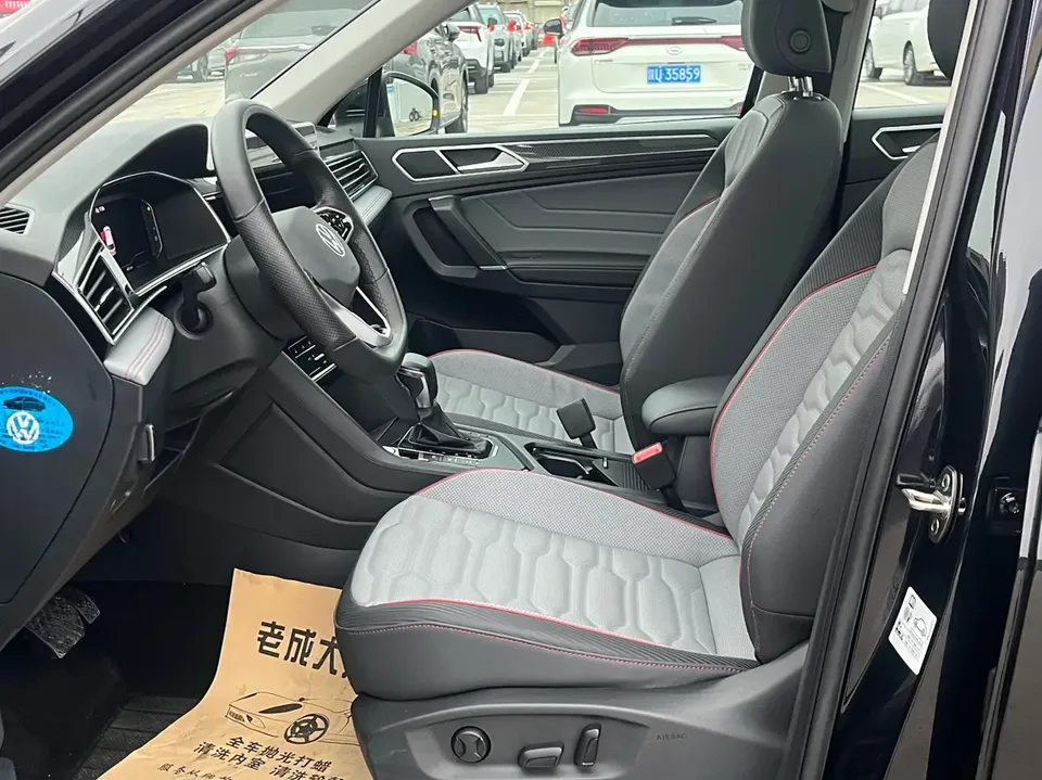 Volkswagen Tiguan L PHEV Tiguan L PHEV 2022 430PHEV plug-in hybrid premium version 2022 — миниатюра 4