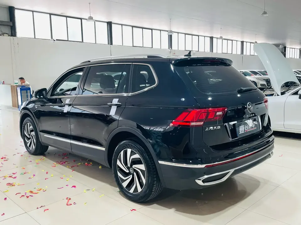 Volkswagen Tiguan L Tiguan L 2023 280TSI Chaochuang Limited Edition 2023 — миниатюра 4