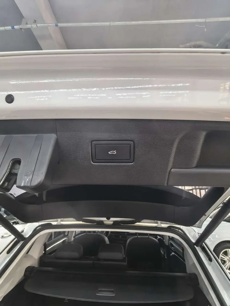 Volkswagen Tayron Tanyue 2022 280TSI 2WD Luxury Smart Edition 2022 — миниатюра 3