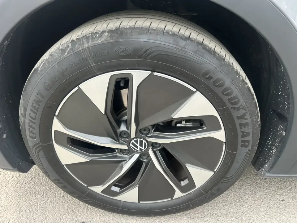 Volkswagen ID.4 Crozz ID.4 CROZZ 2024 ID. Pure Enjoyment Limited Edition 2024 — миниатюра 3