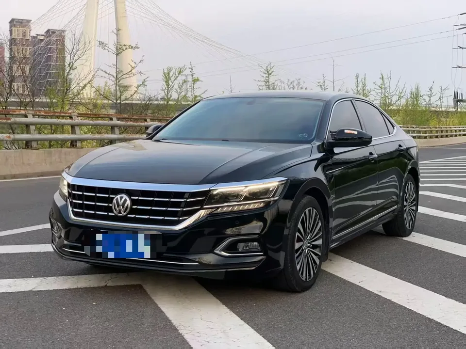 Volkswagen Passat 2024