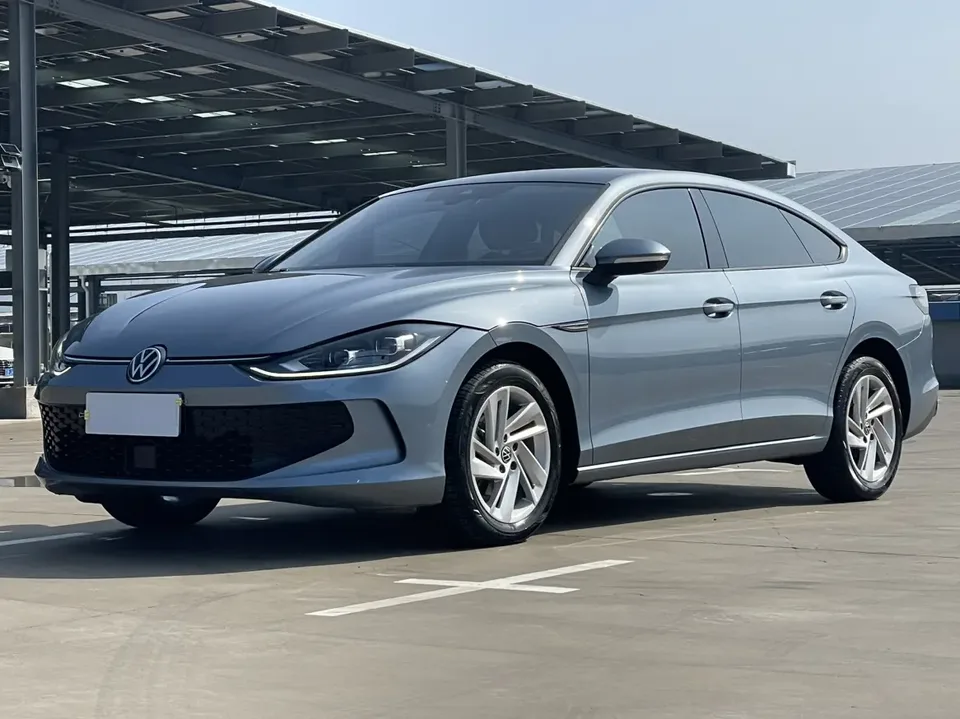 Volkswagen Lamando Lingdu Lingdu L 280TSI DSG Hot Edition 2022 — фото 1, купить с доставкой в Москву