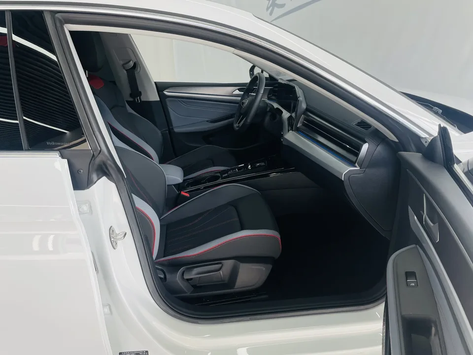 Volkswagen Lamando Lingdu 2024 2024 Lingdu Lingdu L 280TSI DSG Cool Edition 2024 — миниатюра 5