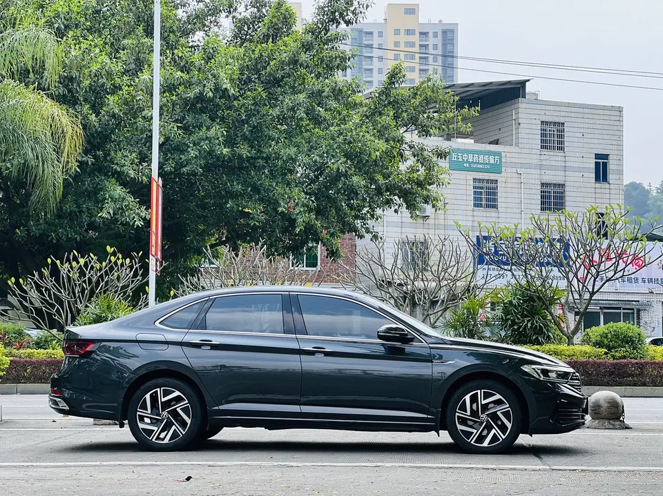 Volkswagen Sagitar 2023 Sagitar 280TSI DSG Beyond Edition 2023 — миниатюра 5